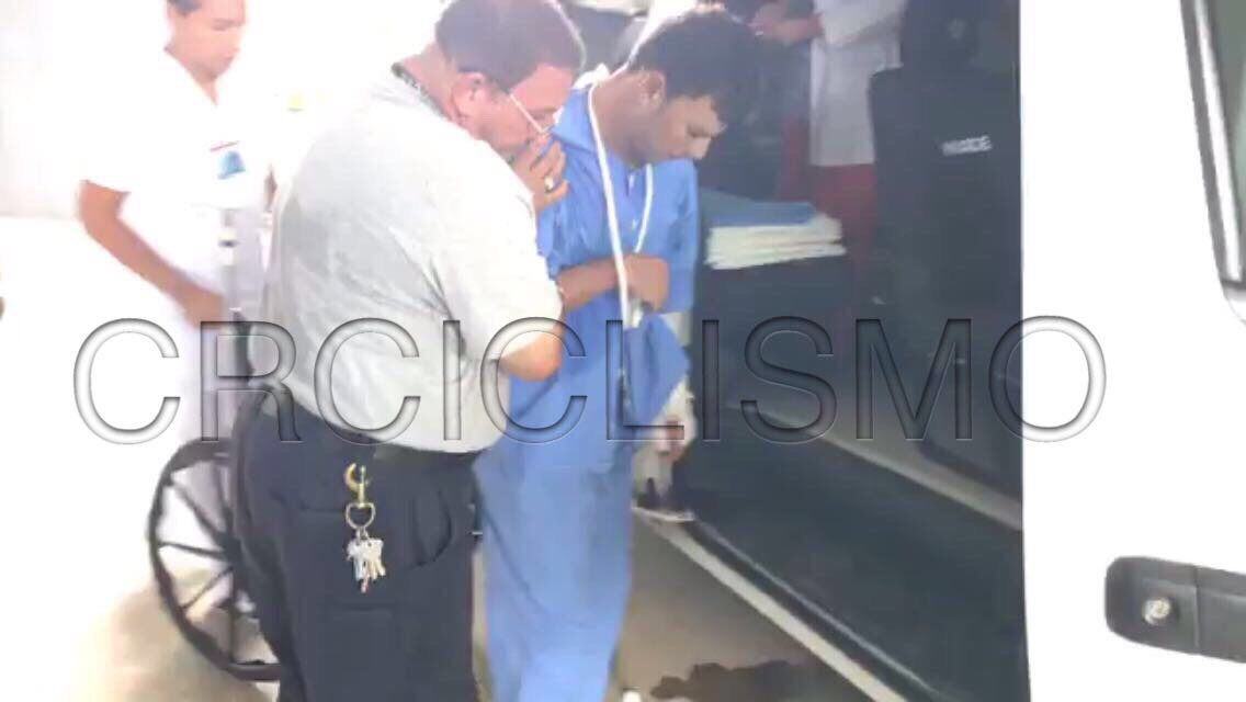 Fabricio Quirós con fractura de muñeca