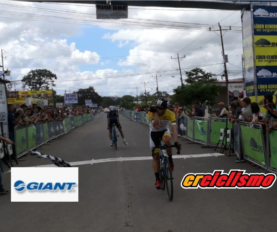 Muñoz se adueño de la  etapa y Gonzáles de las volantes en el Gran Premio FECOCI