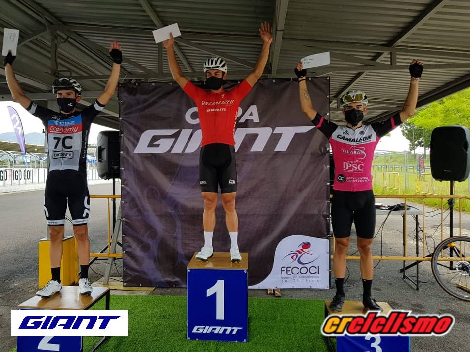 Un potente Jason Huertas del Team Colono-Specialized ganó la tercera fecha de la Copa Giant