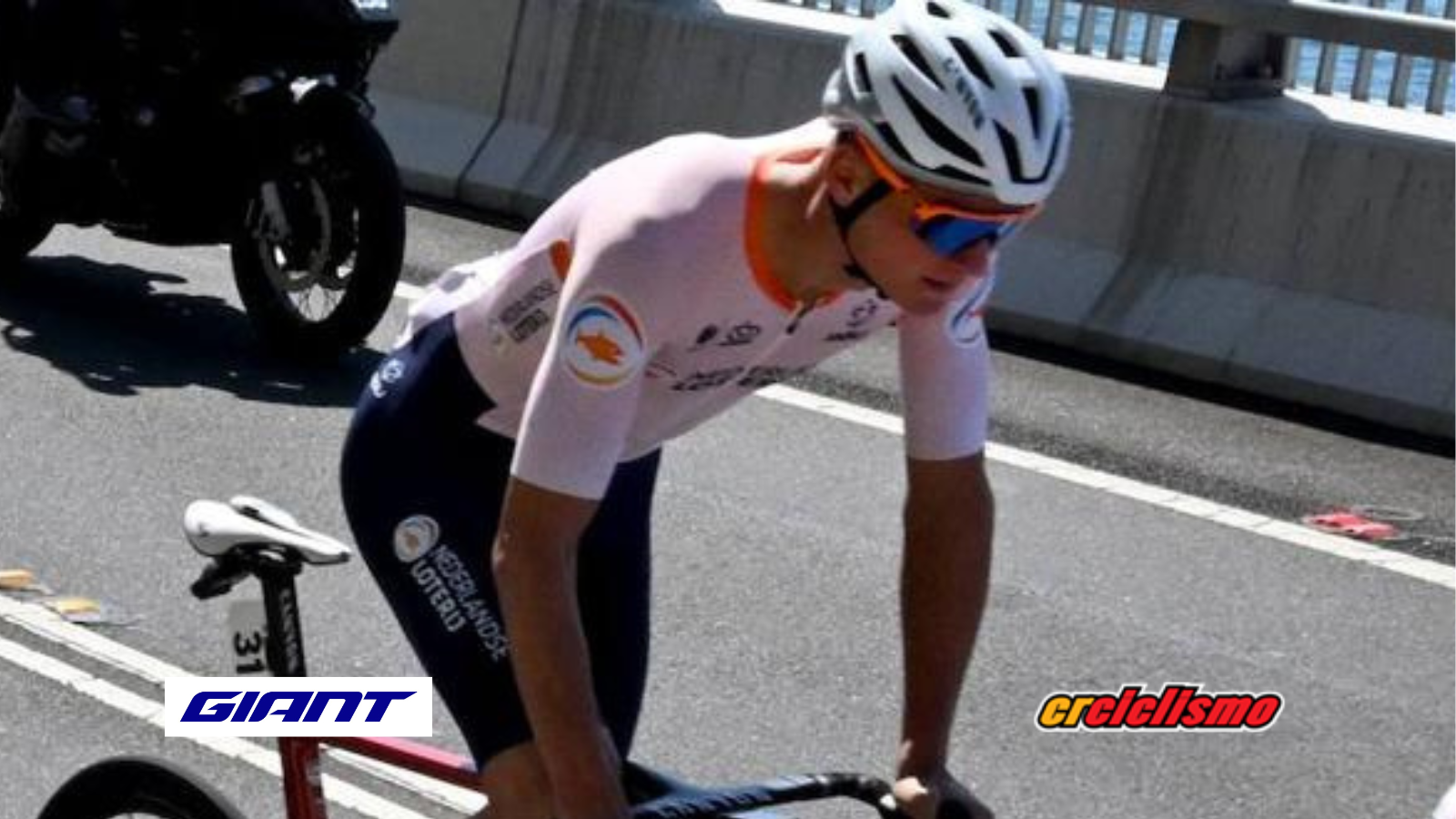 Van der Poel tres años sin poder ingresar a Australia.