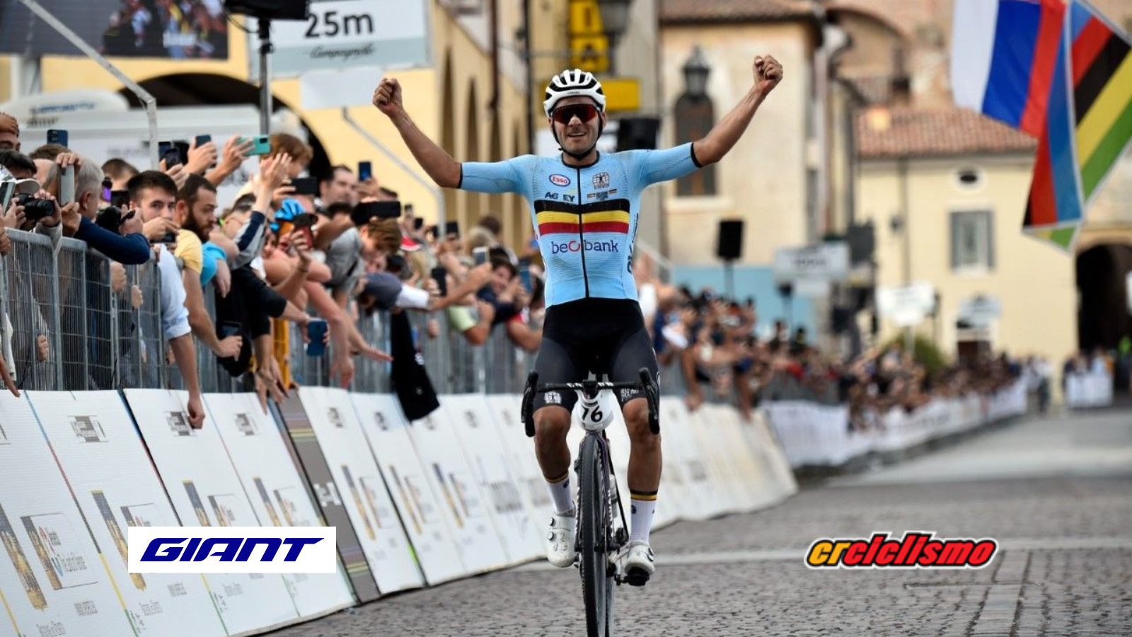 El belga Gianni Vermeesch, hace historia al convertirse en el primer campeón mundial de Gravel.