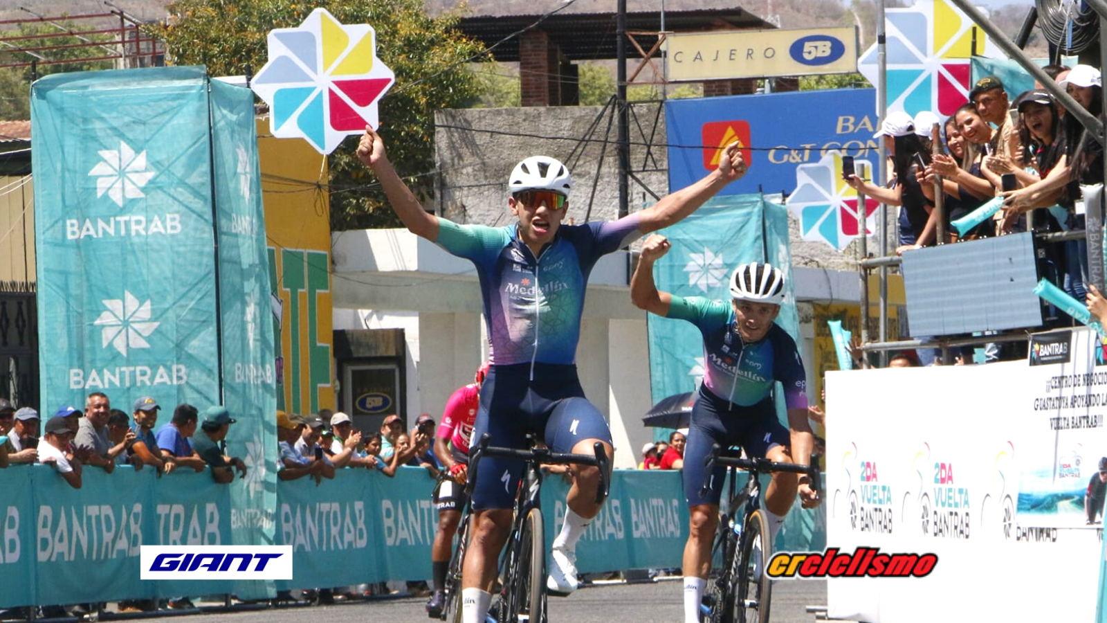 Javier Jamaica completó el triplete del Team Medellín en la Vuelta a Bantrab