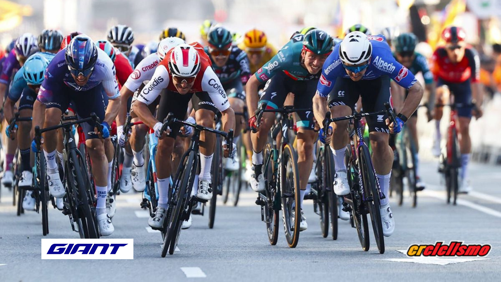 V. Catalunya: Kaden Groves vence al sprint, Amador entró en el grupo principal.