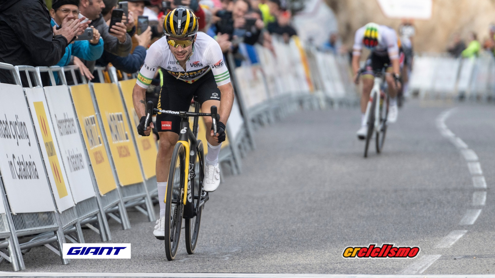 Roglič vuelve a superar a Evenepoel en un puerto de categoría especial
