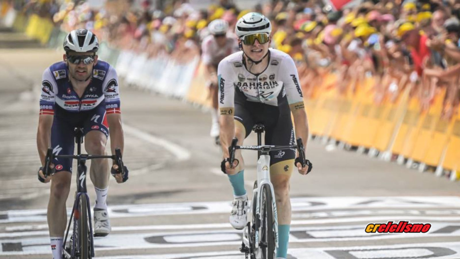 Mohoric gana al foto finish una etapa frenética.