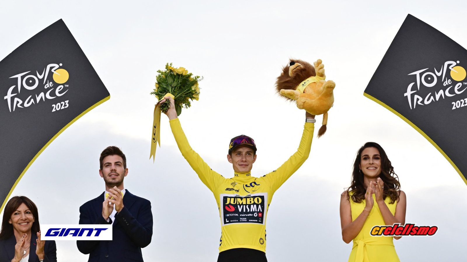 Vingegaard bicampeón del Tour, Meeus celebra en París.