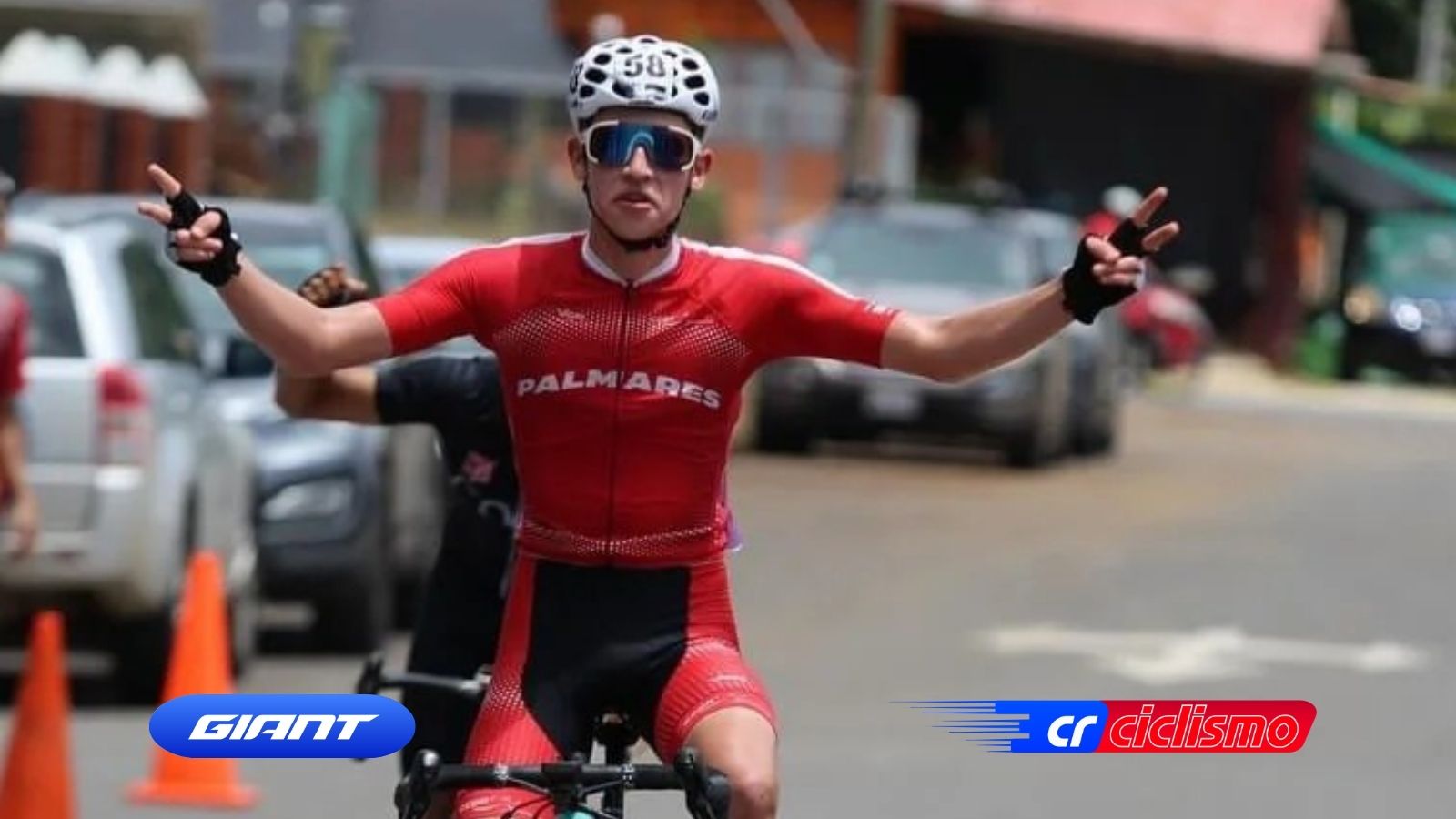 Owen Sánchez pedaleará por su futuro en España